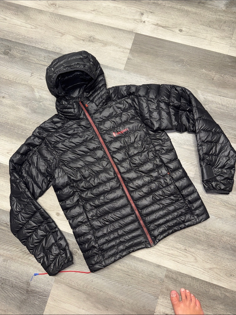 Cotopaxi puffer down jacket